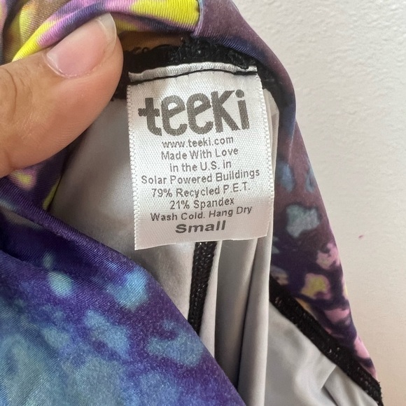 Teeki Sea Fairy Goddess Capri Legging Size Small - Picture 5 of 6